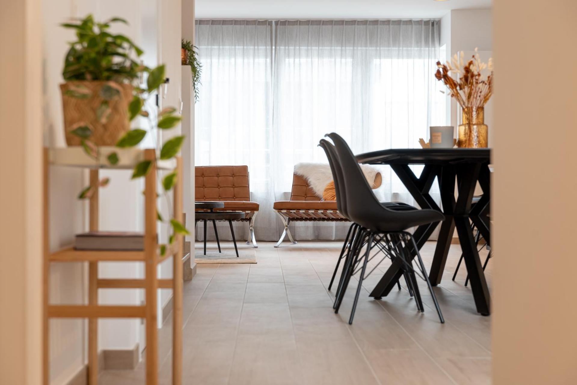 Spacious Penthouse For 8 People In The Centre * Ostend