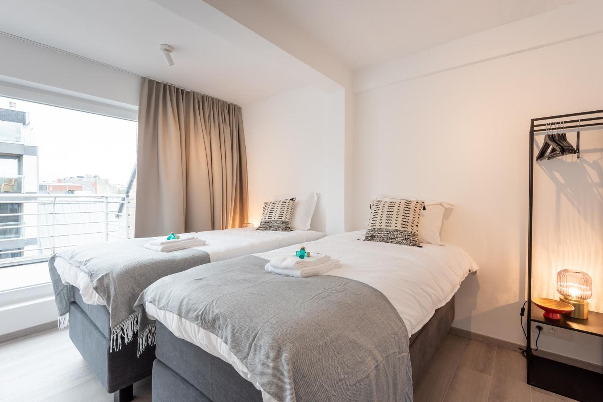 Spacious Penthouse For 8 People In The Centre * Ostend