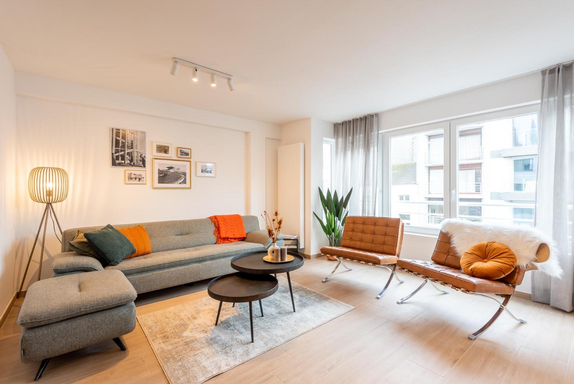 Spacious Penthouse For 8 People In The Centre Apartment *