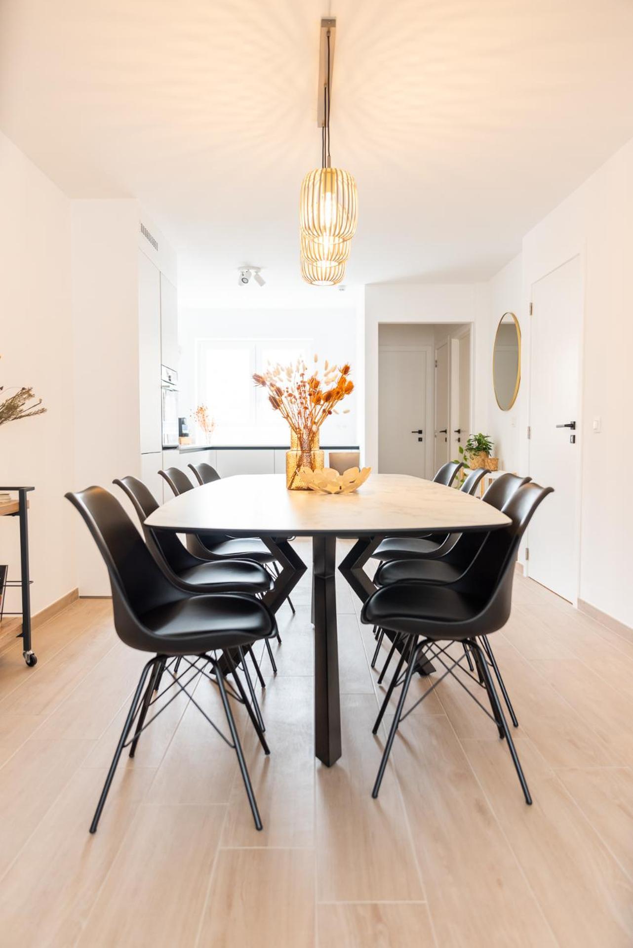 Spacious Penthouse For 8 People In The Centre Apartment